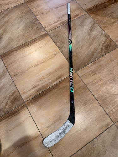 Intermediate Bauer Proto2 Right Handed Hockey Stick P28 40 Flex (Used) - Cut 2”