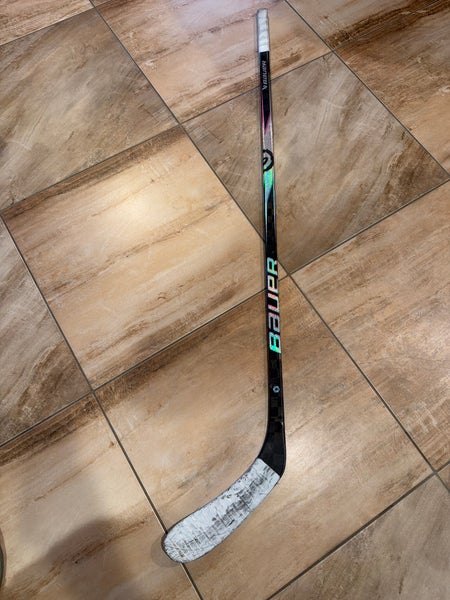 Intermediate Bauer Proto2 Right Handed Hockey Stick P28 40 Flex (Used) - Cut 2”