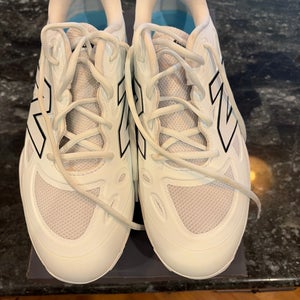 New Balance White Women's Size M 9.0 (W 10.0) Adult New Balance Metal Cleats (New)