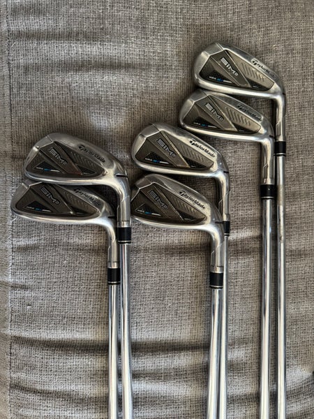 Men's TaylorMade SIM2 MAX Right Handed Iron Set Regular Flex Steel Shaft (Used)