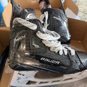 2022 Bauer Supreme Mach Hockey Skates 6 (Used)