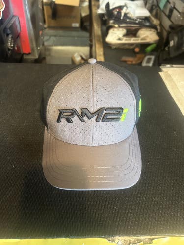 New Warrior Hockey Goalie Stick RM2 Gray Black performance Snapback Hat