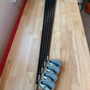 Men's TaylorMade R7 XD Right Handed Iron Set Extra Stiff Flex (5 Clubs)