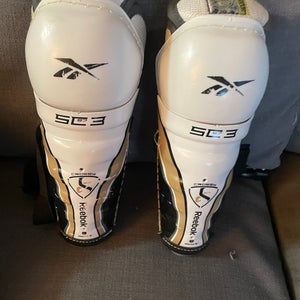 Youth Reebok SC3 9" Shin Pads (Used)