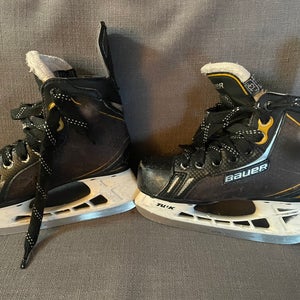 Bauer Hockey Skates 13 (Used)