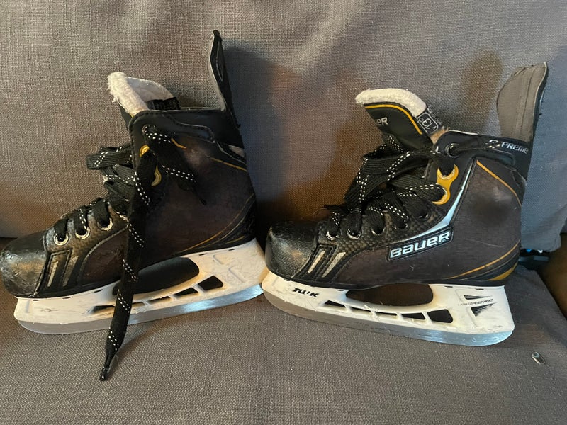 Bauer Hockey Skates 13 (Used)