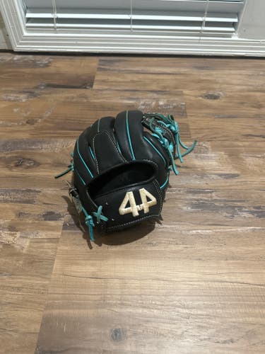 44 Pro RH Infield EX-10 Baseball Glove 1.5" (Used)