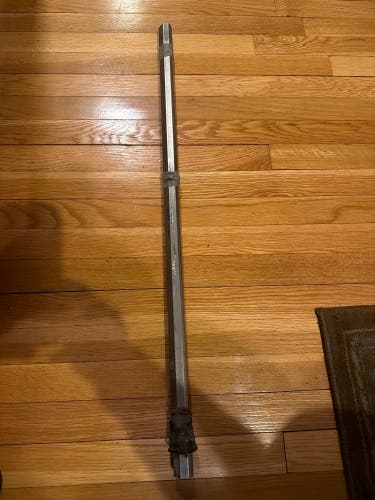 Warrior Titan Classic Shaft (Used)