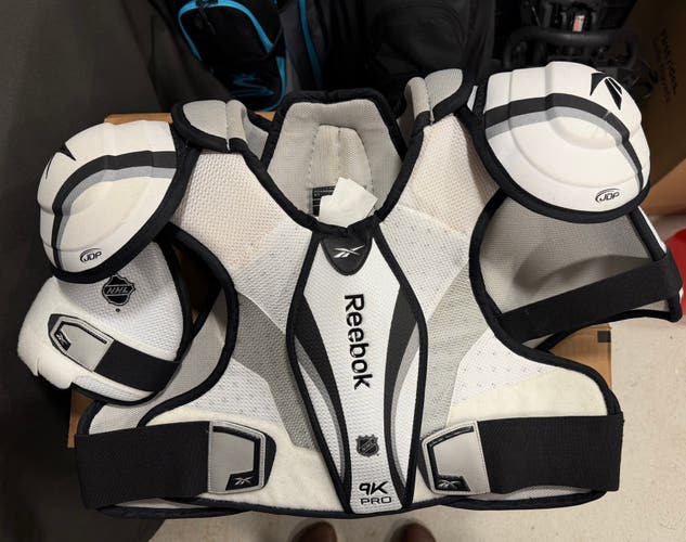 Men's XL Senior Reebok 9K Shoulder Pads Pro Stock (New)