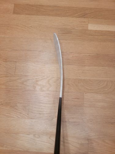 Junior Bauer Vapor X:Shift Pro Right Handed Hockey Stick P92 50 Flex (Used)