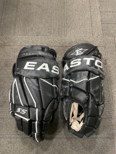 Used Easton S5 Senior Gloves Black 15" 11614-S000233722