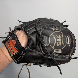 RH MacGregor Hank Aaron 715 Home Run King Baseball Glove 11" (Used)
