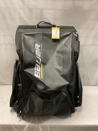 Used Bauer Sr Hockey Wheeled Black 11490-S000270951