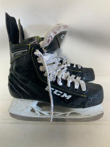 Used CCM SUPER TACKS 9350 Junior Hockey Skate Junior 04 11823-S000038006