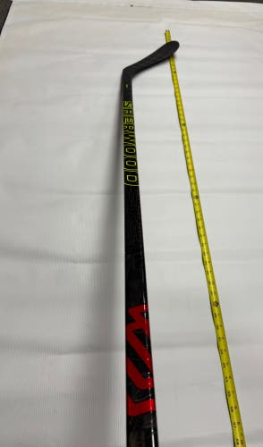 Intermediate Sher-Wood Rekker Right Handed Hockey Stick P28 60 Flex (New)