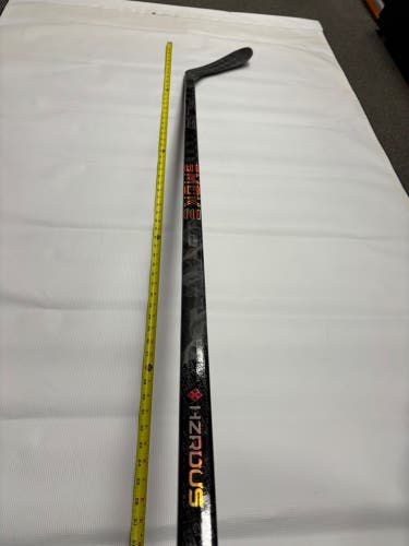 Senior True HZRDUS Smoke Right Handed Hockey Stick T28 75 Flex (New)