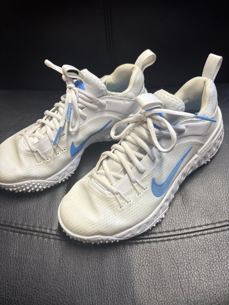 White Unisex Size M 6.0 (W 7.0) Adult Nike Huarache 9 Elite Low Low Top Turf Cleats (Used)