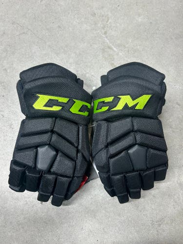 15” CCM Pro Custom HGTKXP Dallas Stars Pro Gloves Pro Stock (New) NHL