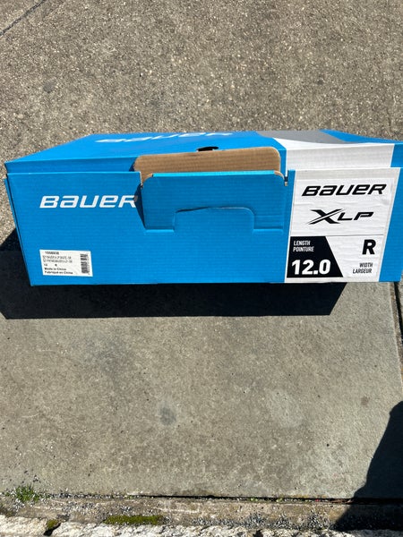 Black/White Bauer XLP Hockey Skates Regular Width 12 (Used)