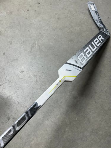 Left Hand 27” Bauer Hyperlite Goalie Stick (Used)