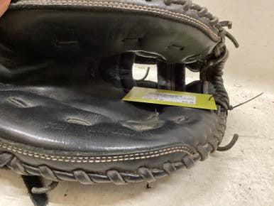 Used Louisville Slugger XNR17CM FASTPITCH BB/SB Catchers RH Throw Black 33" 11725-S000498583