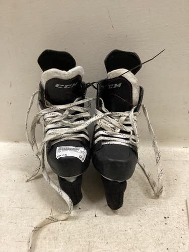 Used CCM FT340 Junior Hockey Skate Junior 01 11725-S000499023