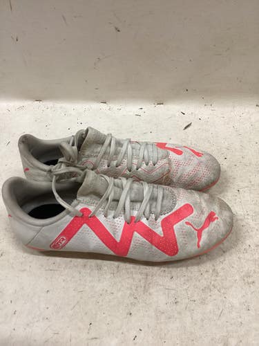 Used Puma Soccer Cleats White Junior 04.5 11725-S000499083