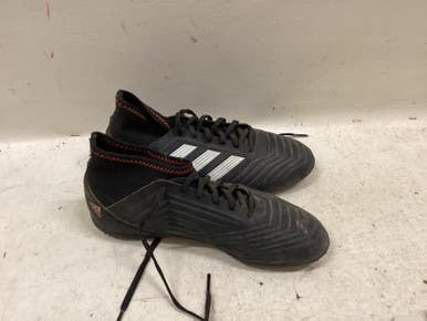 Used Adidas Soccer Cleats Black Junior 04.5 11725-S000499137