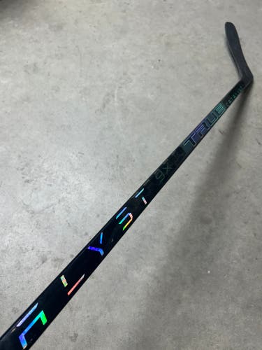 75 Flex Custom P88 Senior True Catalyst 9x Left Hand Hockey Stick Pro Stock (Used)