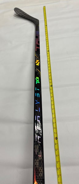Senior True Catalyst 7x3 Left Hand Hockey Stick P28 85 Flex (New)