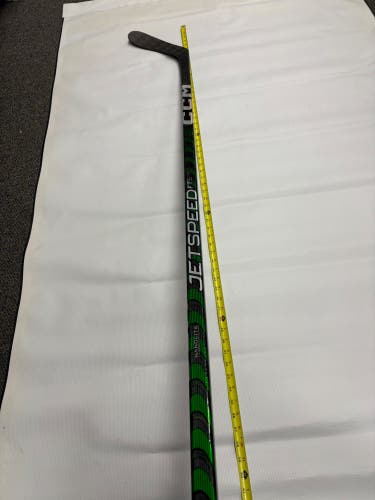 Senior CCM JetSpeed FT5 Pro Left Hand Hockey Stick P28 85 Flex (New)