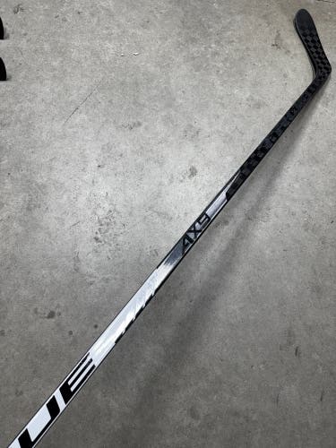 65 Flex P28 Senior True AX9 Left Hand Hockey Stick Pro Stock (New) NHL