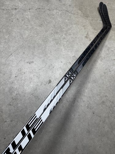 2 Pack 65 Flex P28 Senior True AX9 Left Hand Hockey Stick Pro Stock (New) NHL