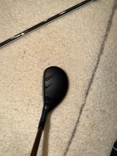 Men's 2017 Ping G400 Right Handed Hybrid 4H (Used)