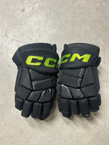 14” CCM HGQL Dallas Stars Pro Hockey Gloves (New)
