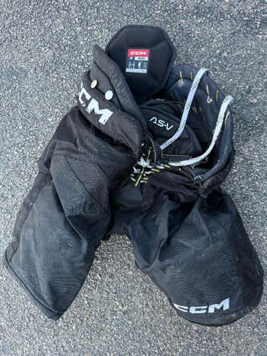 Medium Senior CCM Tacks AS-V Hockey Pants (Used)
