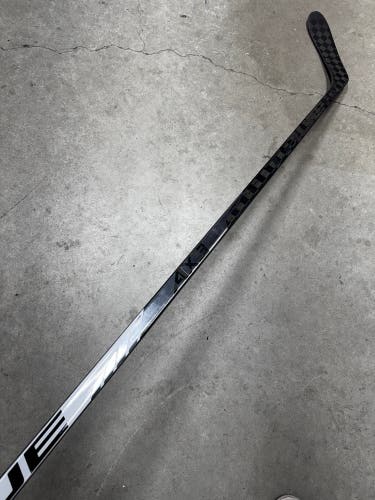 65 Flex Custom P28 Senior True AX9 Left Hand Hockey Stick Pro Stock (New) NHL