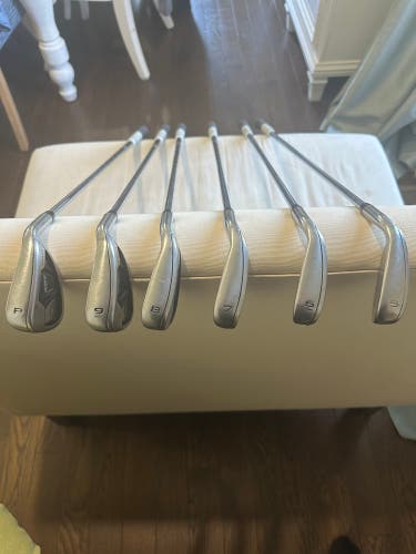 Men's 2022 Callaway Rogue ST Max OS Right Handed Iron Set Regular Flex Steel Shaft (Used)