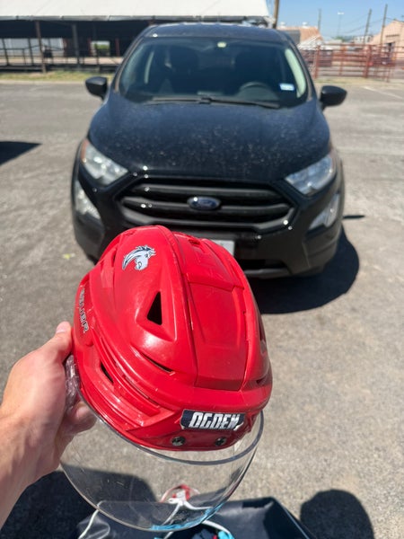 Medium Bauer Re-Akt 155 Helmet (Used)