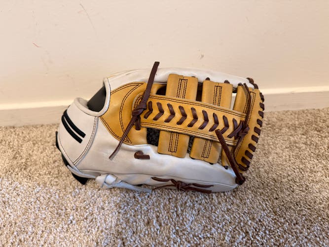 Warstic IK3 RHT Outfield Softball Glove 12.5" (Used)
