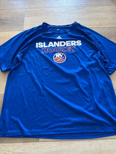 New York Islanders XL Men's Adidas Shirt (Used)