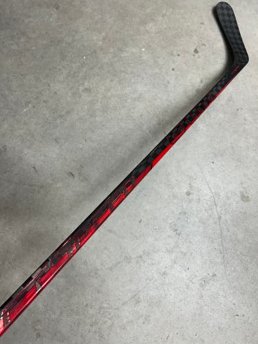 85 Flex P90 Senior CCM JetSpeed FT4 Pro Left Hand Hockey Stick Pro Stock NHL (New)