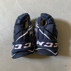 CCM JetSpeed FT390 Gloves 15" (Used)