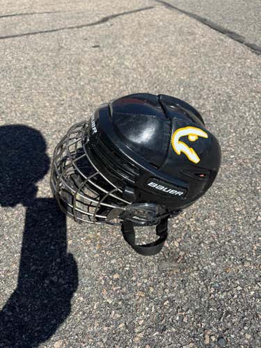 Small Bauer Re-Akt 75 Helmet (Used)