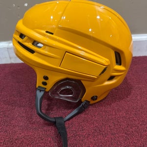 Medium CCM Tacks 910 Helmet Pro Stock (New) Item#MINN9