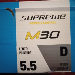 Black 2025 Bauer Hockey Skates Regular Width Size 5.5 (New)