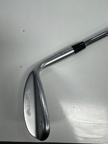 Mizuno Pro Series Right Handed Wedge (Used)