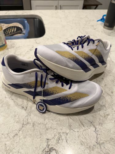 Washington Huskies Adidas Evo SL