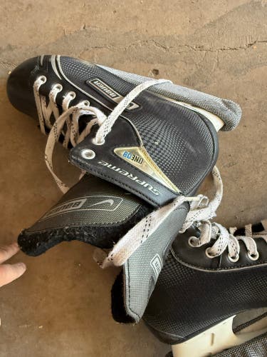 Black Bauer Supreme One55 Hockey Skates 11.5 (Used)