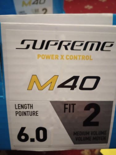 Black 2025 Bauer Supreme M40 Hockey Skates Regular Width Size 6 (New)